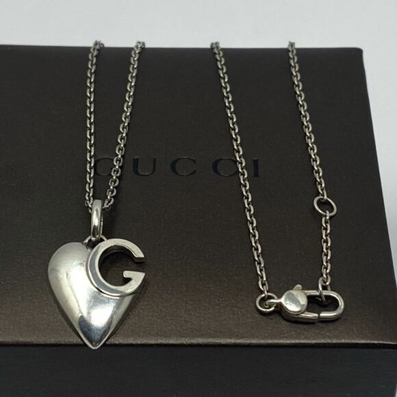 Authentic GUCCI Sterling Silver Heart Pendant Necklace 16" - Picture 3 of 7
